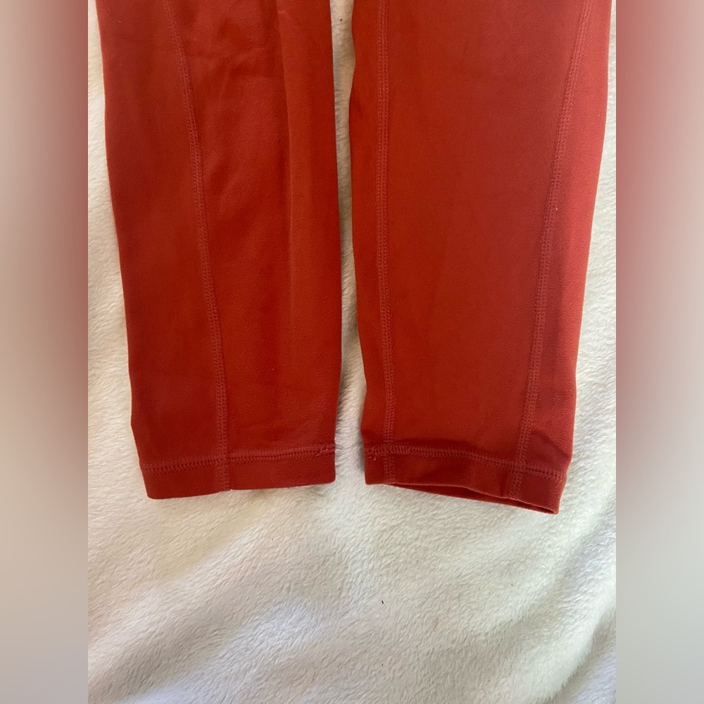 ATHLETA -Salutation Stash Tight Size Small - Picture 5 of 14